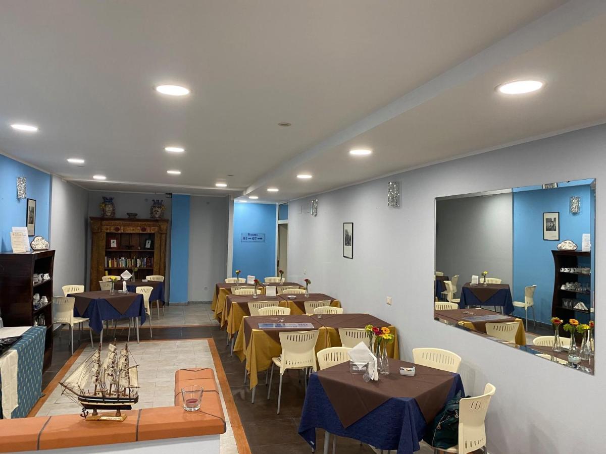 Aparthotel Kassiopea Giardini Naxos Exteriér fotografie