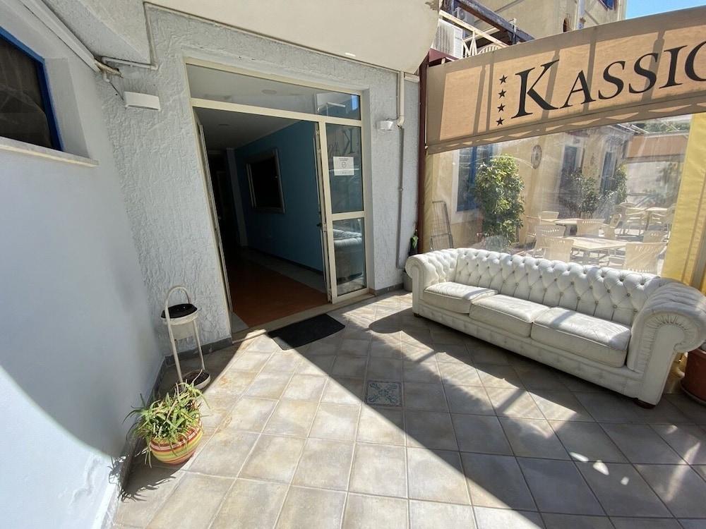 Aparthotel Kassiopea Giardini Naxos Exteriér fotografie